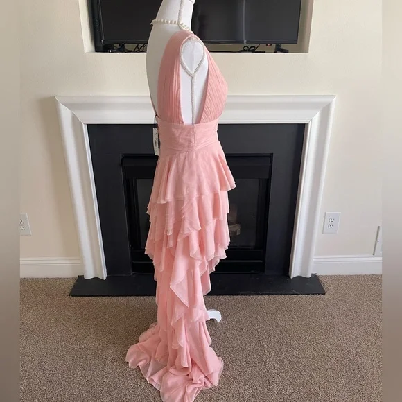 NWT Alice and Olivia Holly Low Neck Ruffle Asymmetric Maxi Dress Women